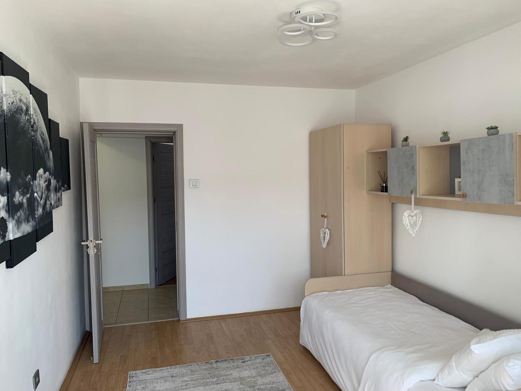 Victoriei Boulevard Private Apartment Brasov Exterior photo
